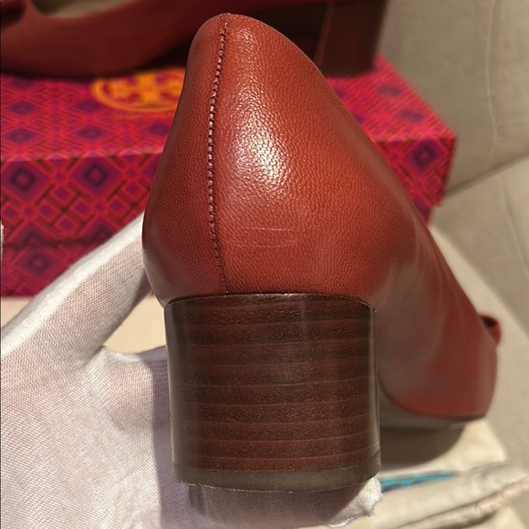 Tory Burch Burnt Orange Leather Women's Heels - Picture 4 of 12